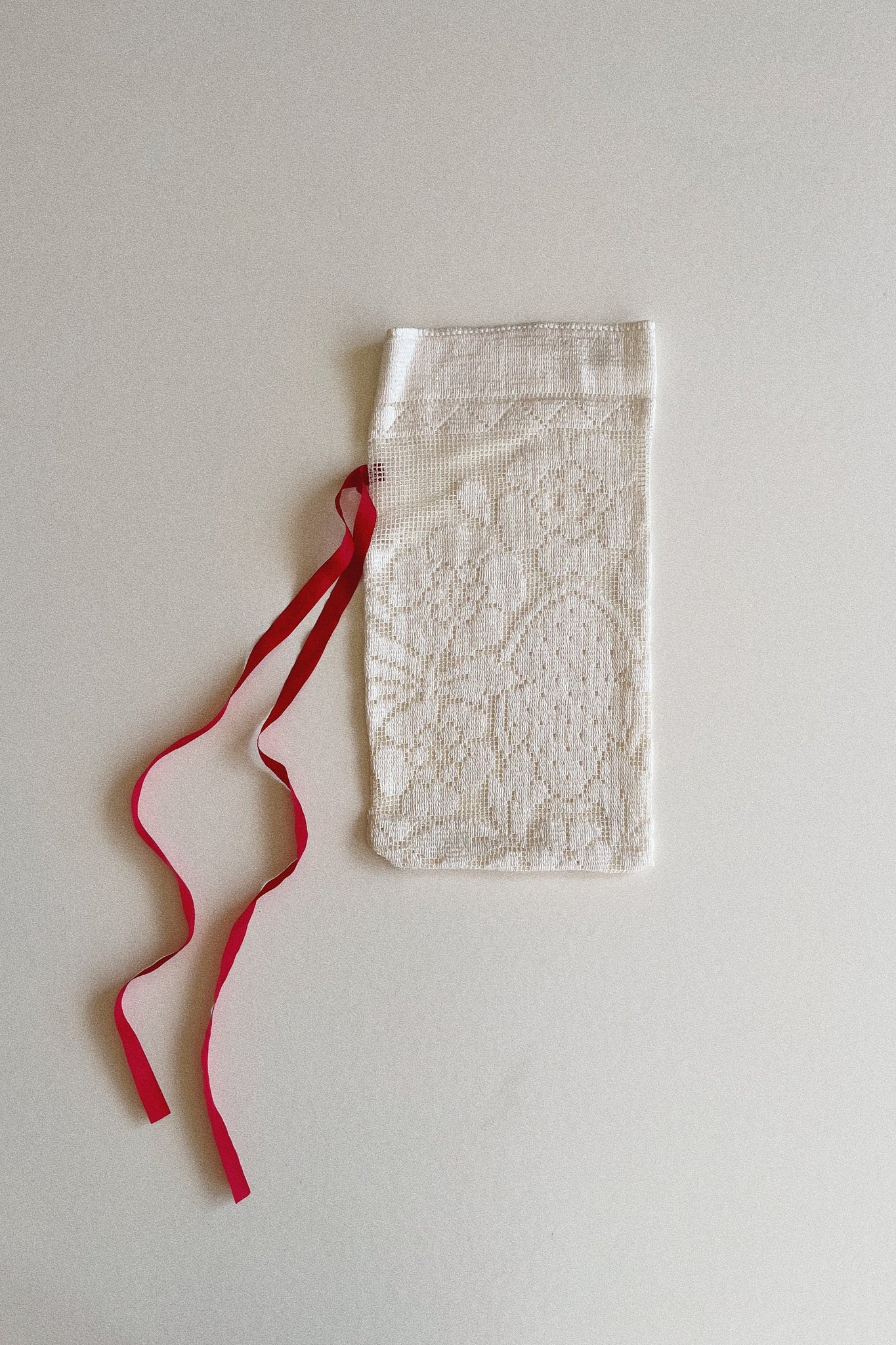 Lace Wine Bag