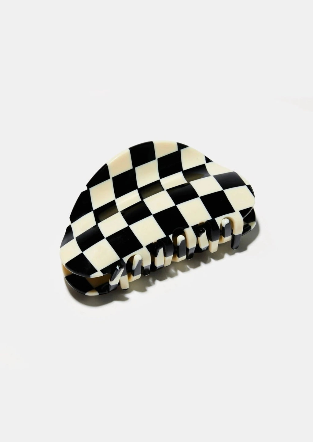 Checker Claw | Black and White