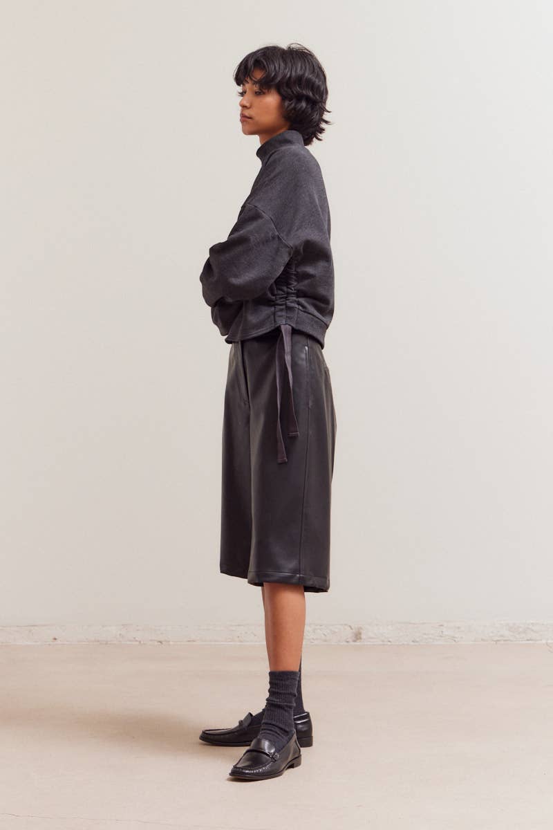 Side Scrunch Long Sleeve T-Shirt | Coal