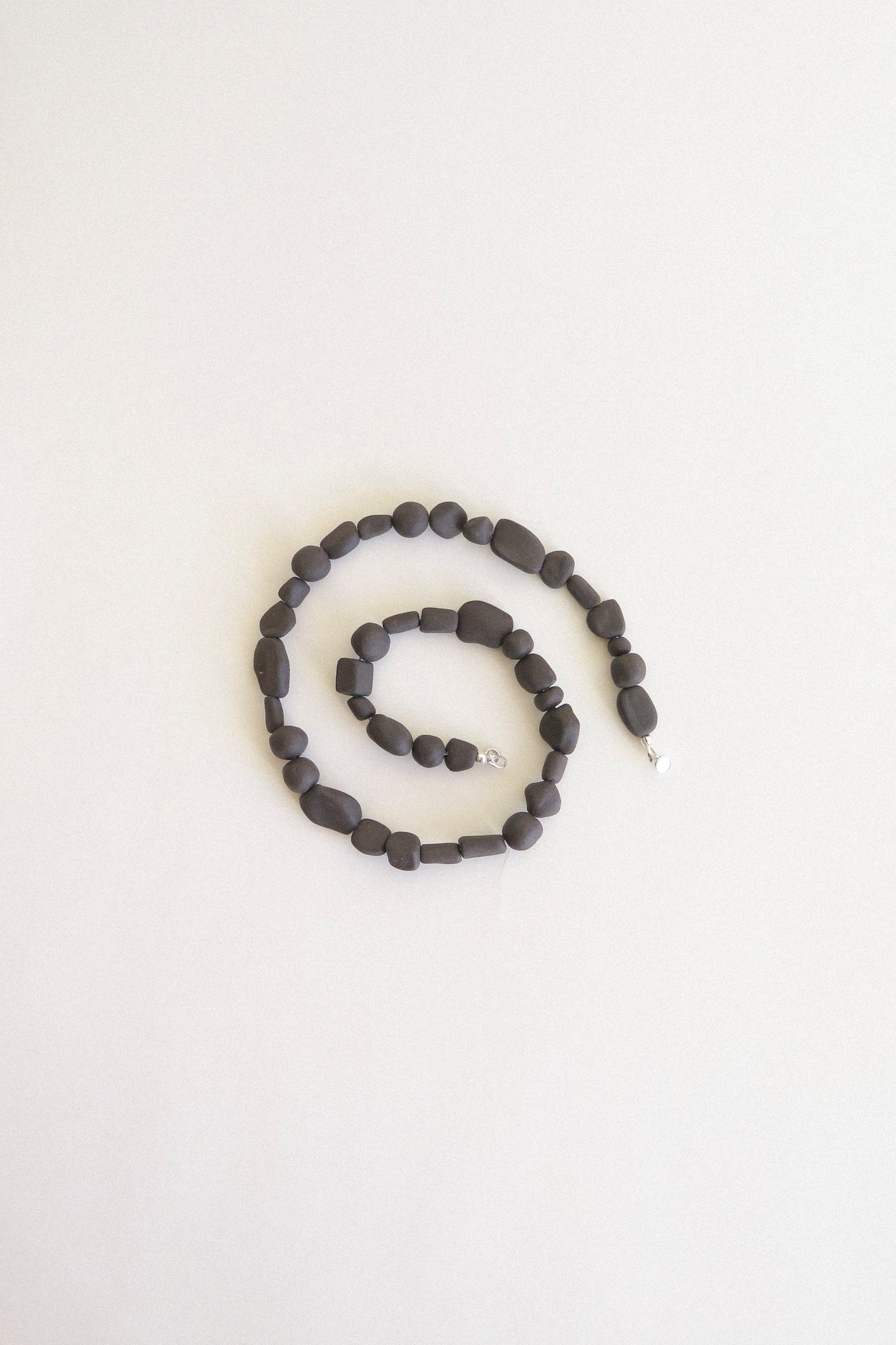 Erda Ceramic Necklace - Dark