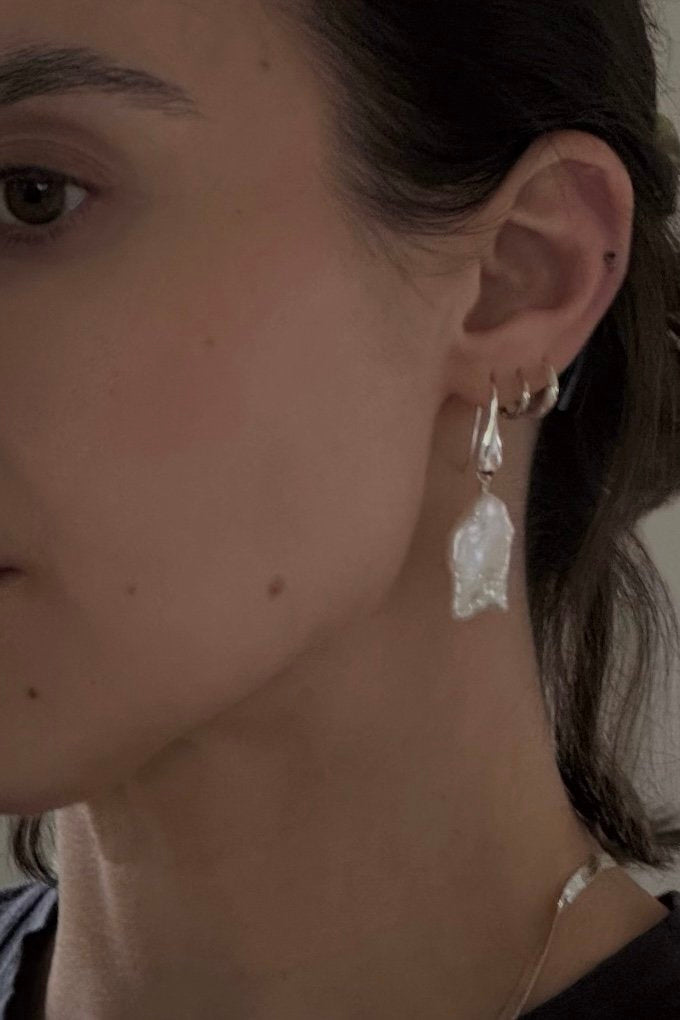 Teardrop Pearl Earrings | Silver