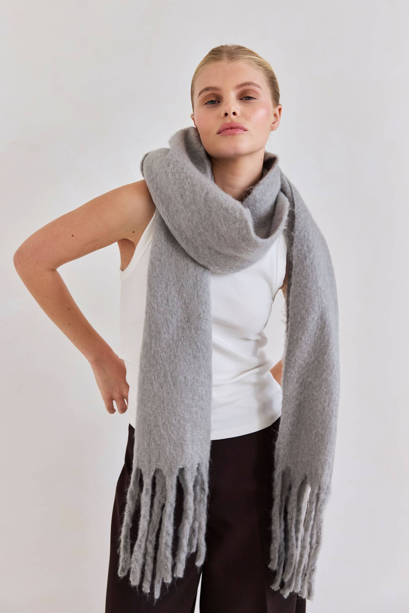 The Reykjavik Scarf | Ultimate Grey